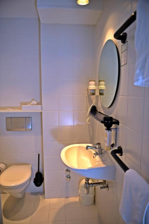 Hotel Quisisana & Appartements Quisi هيلغولاند الغرفة الصورة